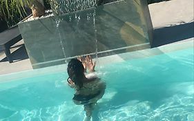 Villa White Luxury Residence